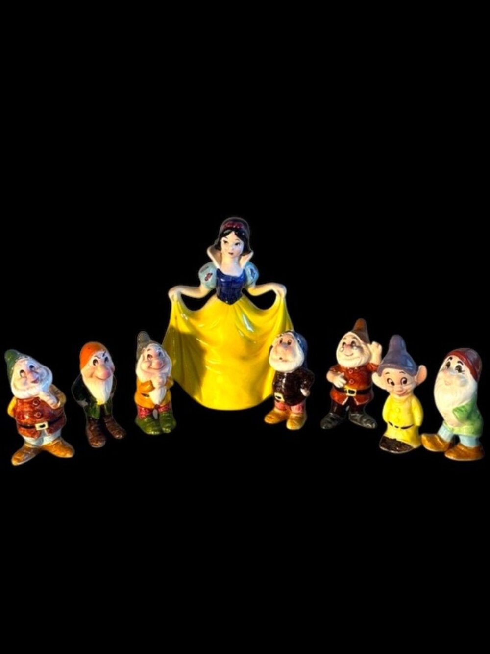 Vintage Disney Snow White &  the Seven Dwarfs Ceramic Figurine Set Japan